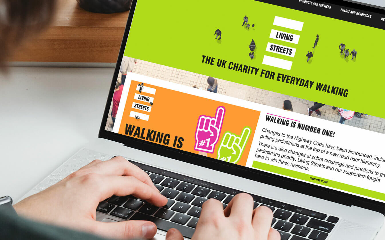 By foot Living streets